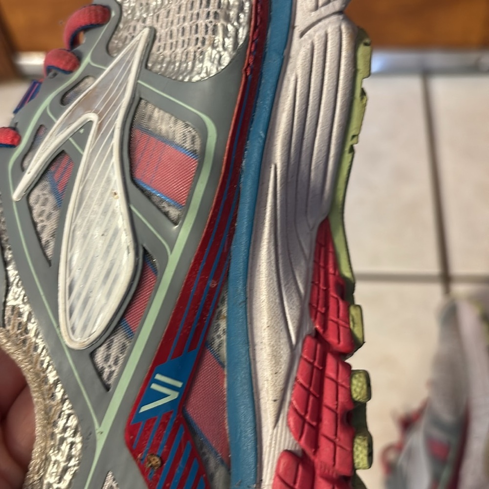 Brooks Size 8.5 Ravenna Athletic Shoes - Picture 13 of 17